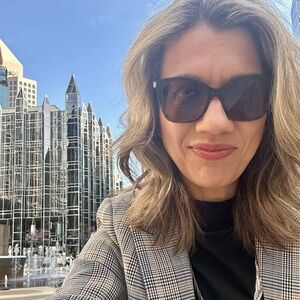 Meet your Posher, Caroline